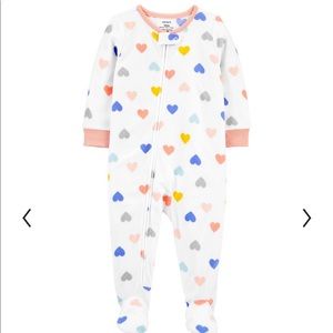 NWT Carter’s 24 month fleece heart footie pajamas